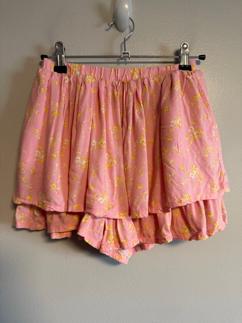 Old Navy Pink Floral Tiered Ruffle Skort Girls Size 8